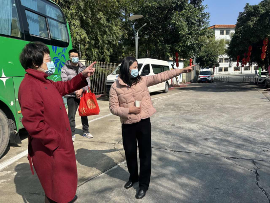 2.0广州市残联党组成员、副理事长张翠玲到安养院慰问托养残疾人和开展春节值班安全生产检查工作(副本)575