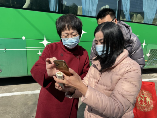 2.0广州市残联党组成员、副理事长张翠玲到安养院慰问托养残疾人和开展春节值班安全生产检查工作(副本)576
