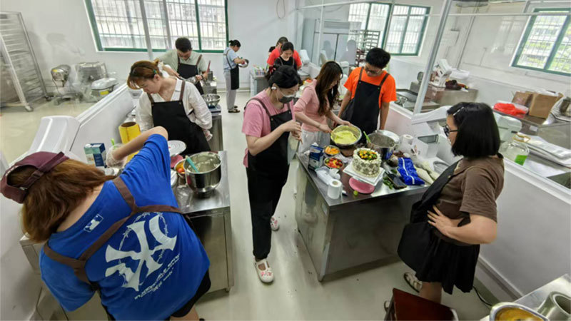 2025年广州市残疾人裱花培训班圆满结业A357
